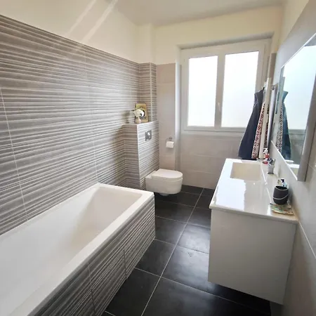 Charming T3 With Balconies In Lejlighed