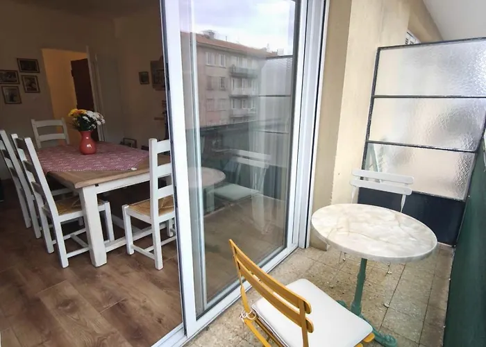 Appartement Charming T3 With Balconies In